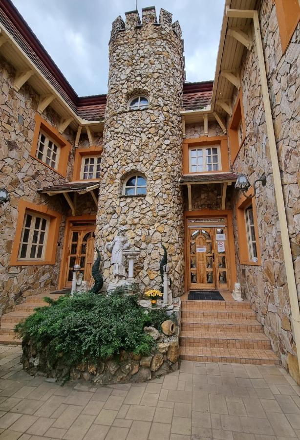 Bastya Wellness Hotel - Nyírbátor Buitenkant foto